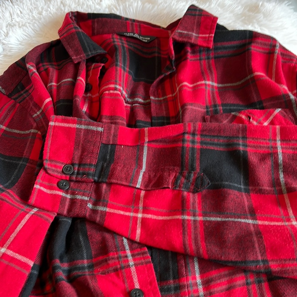 Alpine xl long sleeve shirt gently used